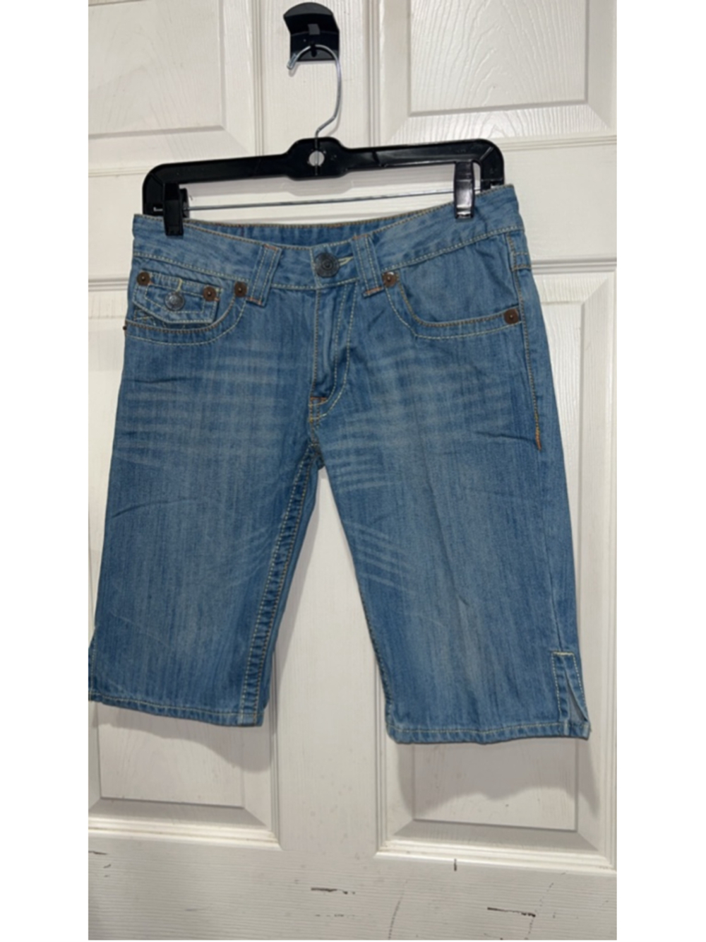 Women's True Religion Blue Jean Shorts Size 28